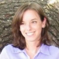 Nicole E. Smith Guzmán